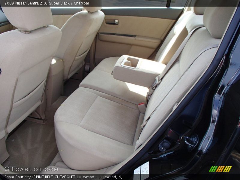 Super Black / Charcoal 2009 Nissan Sentra 2.0