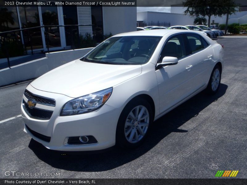 White Diamond Tricoat / Cocoa/Light Neutral 2013 Chevrolet Malibu LT