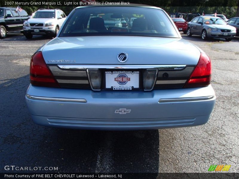 Light Ice Blue Metallic / Charcoal Black 2007 Mercury Grand Marquis LS