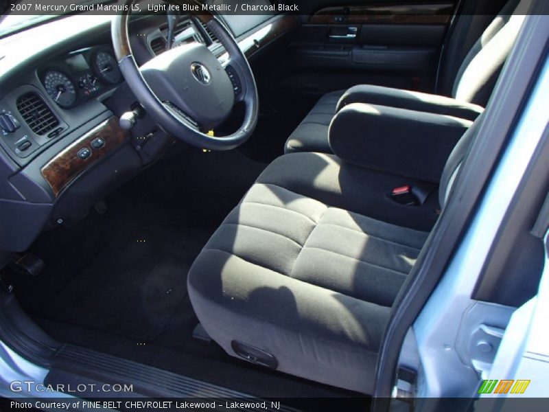 Front Seat of 2007 Grand Marquis LS
