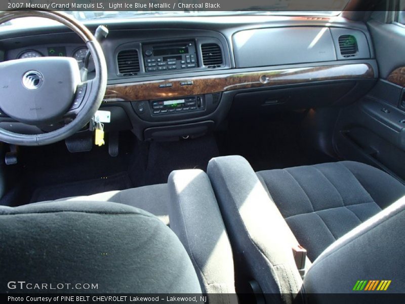 Light Ice Blue Metallic / Charcoal Black 2007 Mercury Grand Marquis LS