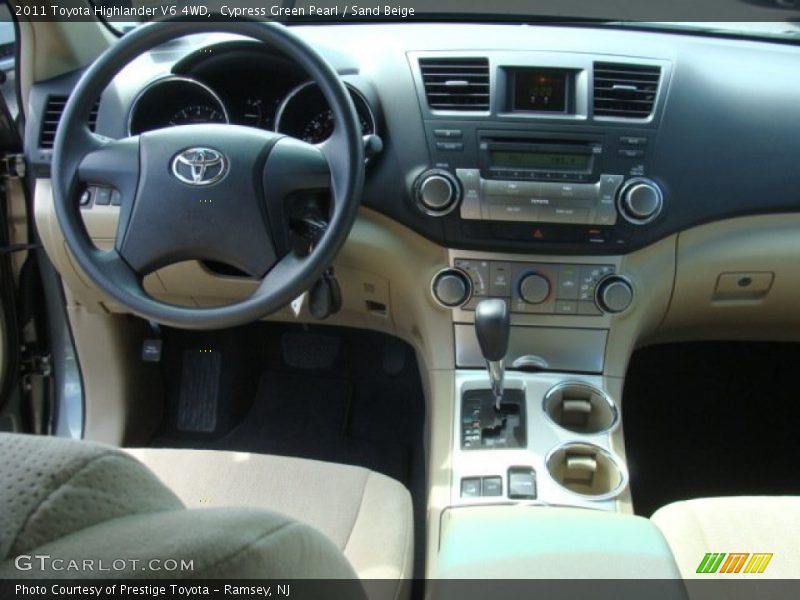 Cypress Green Pearl / Sand Beige 2011 Toyota Highlander V6 4WD