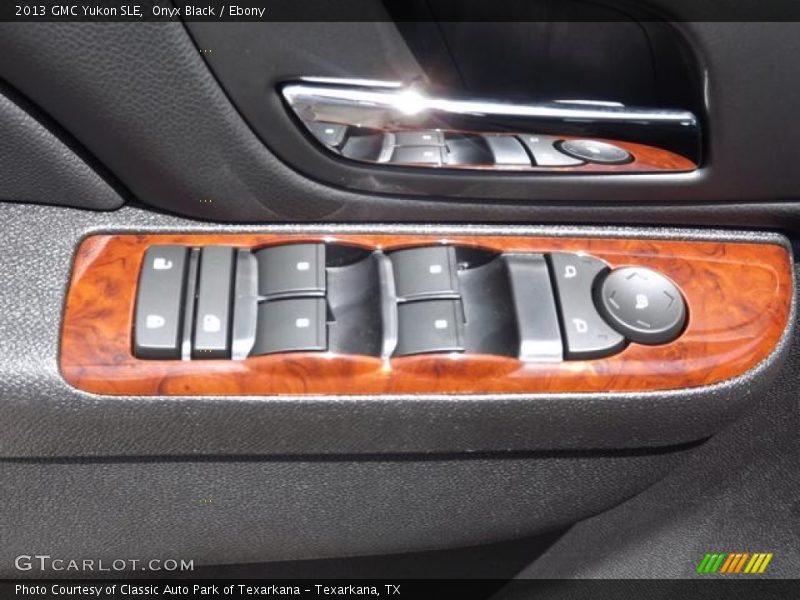 Onyx Black / Ebony 2013 GMC Yukon SLE