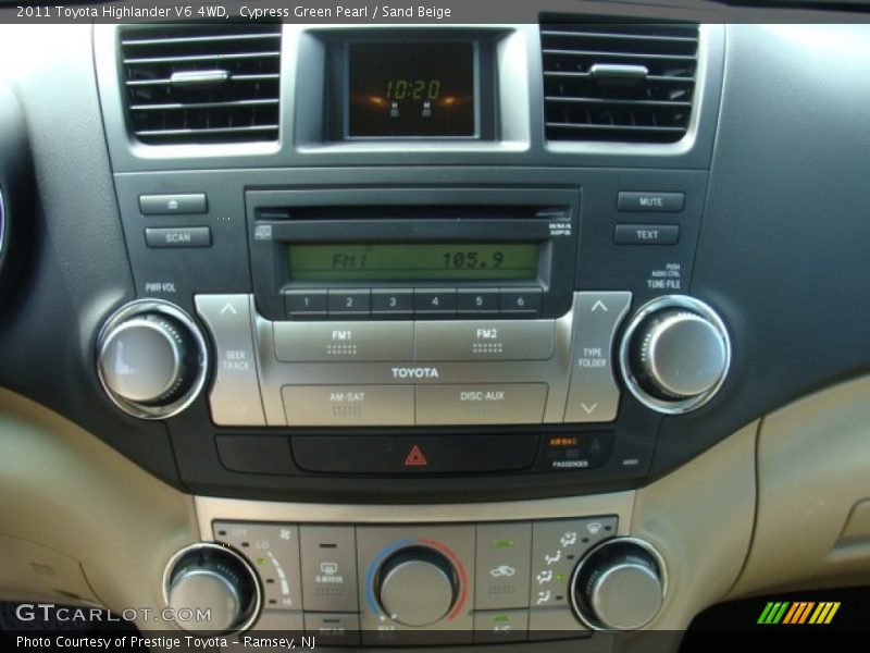 Cypress Green Pearl / Sand Beige 2011 Toyota Highlander V6 4WD