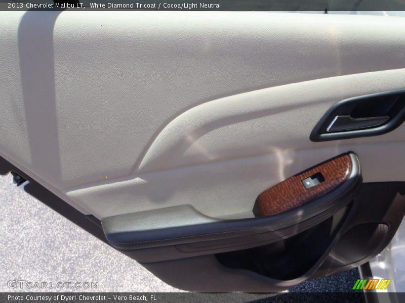 White Diamond Tricoat / Cocoa/Light Neutral 2013 Chevrolet Malibu LT