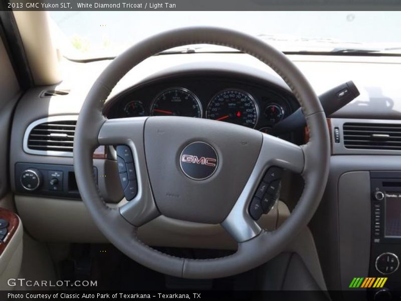 White Diamond Tricoat / Light Tan 2013 GMC Yukon SLT