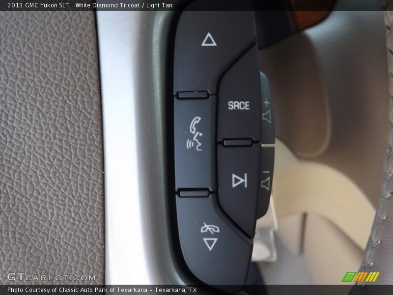 White Diamond Tricoat / Light Tan 2013 GMC Yukon SLT