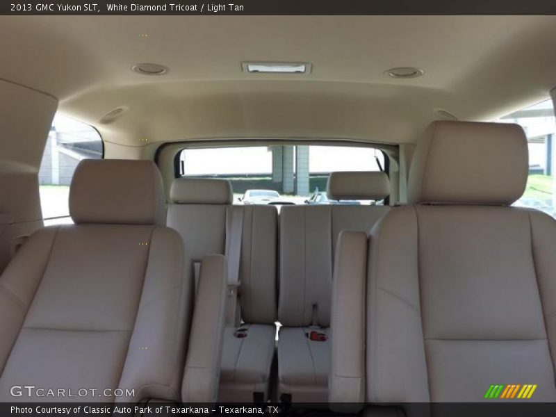 White Diamond Tricoat / Light Tan 2013 GMC Yukon SLT