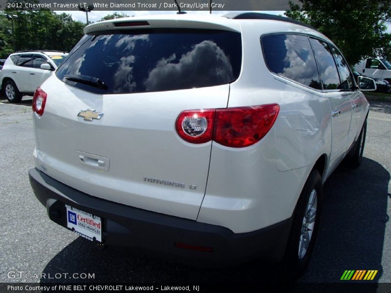 White Diamond Tricoat / Dark Gray/Light Gray 2012 Chevrolet Traverse LT