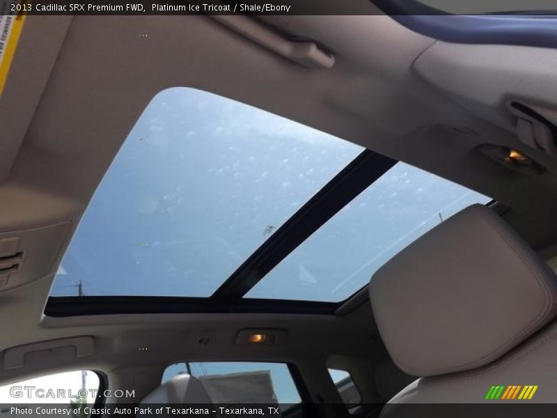 Platinum Ice Tricoat / Shale/Ebony 2013 Cadillac SRX Premium FWD