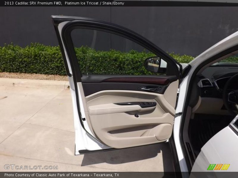 Platinum Ice Tricoat / Shale/Ebony 2013 Cadillac SRX Premium FWD