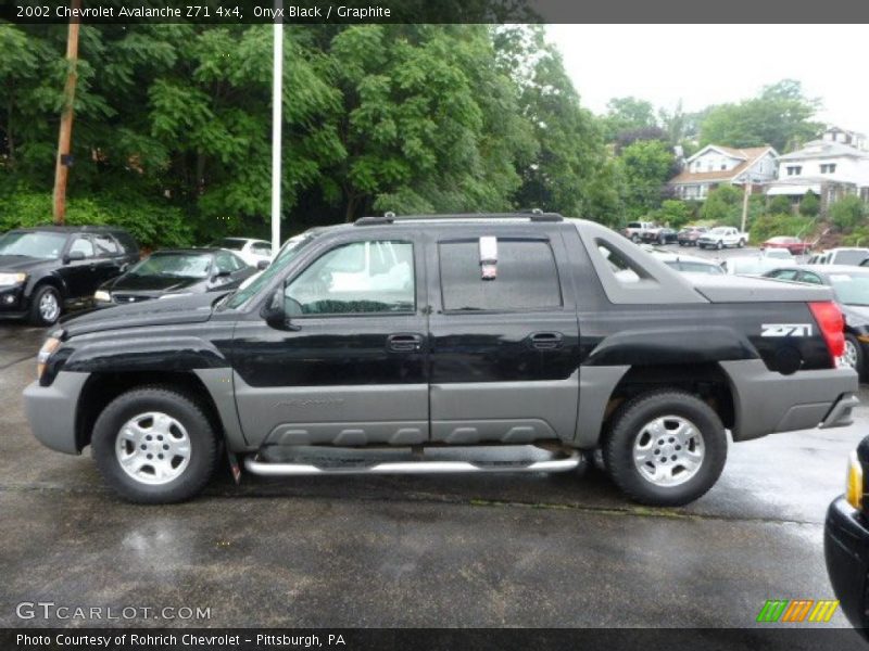 Onyx Black / Graphite 2002 Chevrolet Avalanche Z71 4x4
