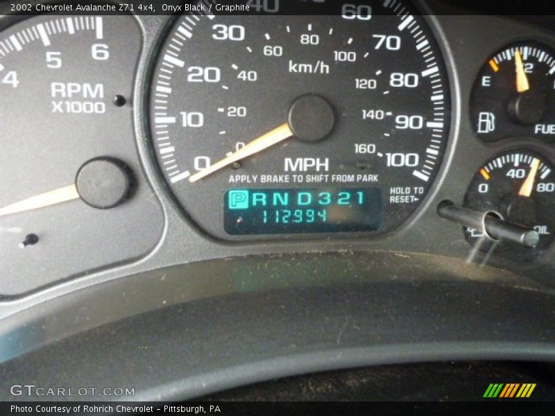 Onyx Black / Graphite 2002 Chevrolet Avalanche Z71 4x4