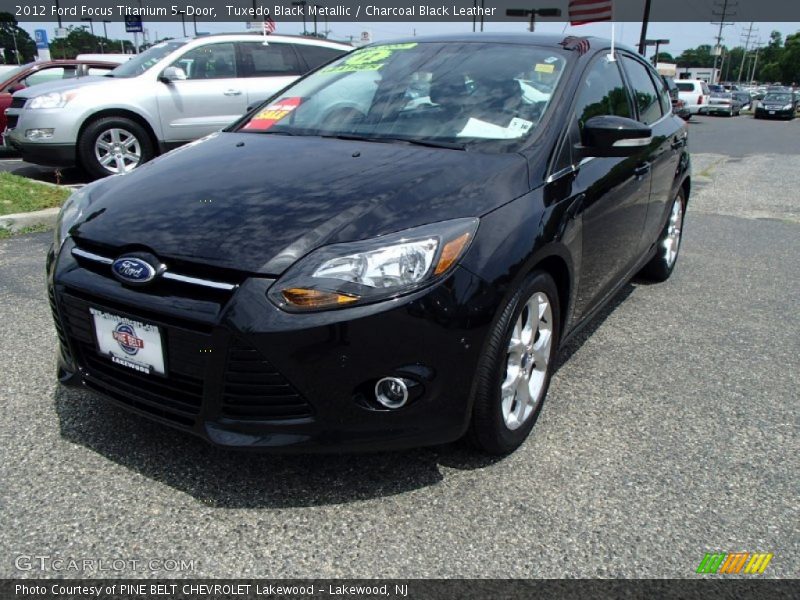 Tuxedo Black Metallic / Charcoal Black Leather 2012 Ford Focus Titanium 5-Door