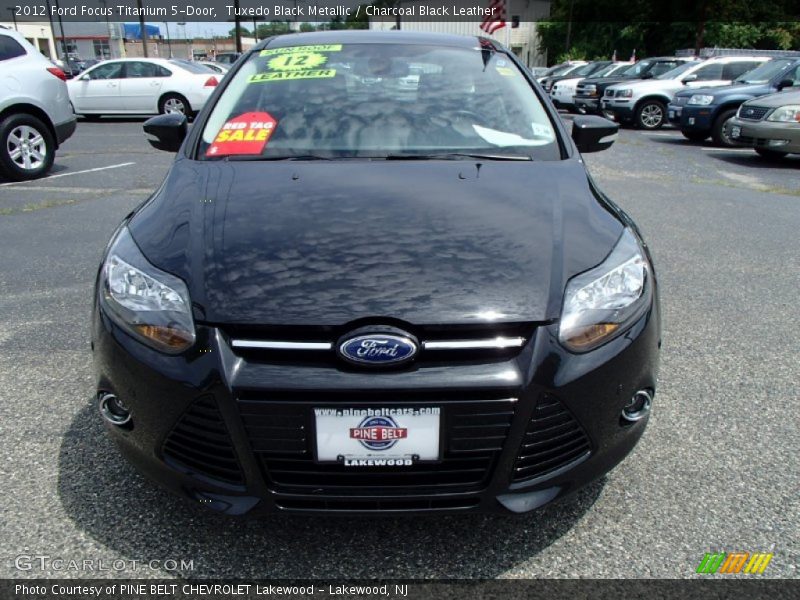 Tuxedo Black Metallic / Charcoal Black Leather 2012 Ford Focus Titanium 5-Door
