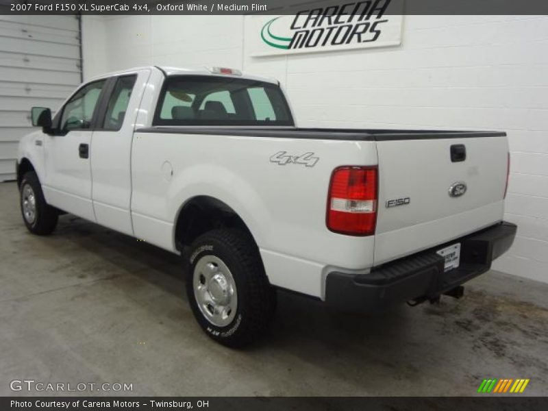 Oxford White / Medium Flint 2007 Ford F150 XL SuperCab 4x4