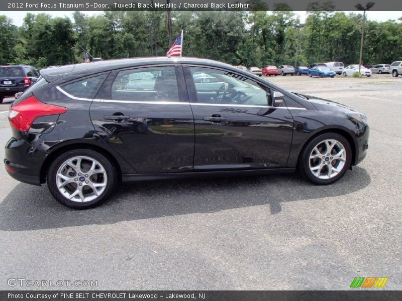 Tuxedo Black Metallic / Charcoal Black Leather 2012 Ford Focus Titanium 5-Door