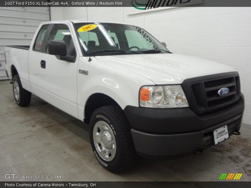 Oxford White / Medium Flint 2007 Ford F150 XL SuperCab 4x4