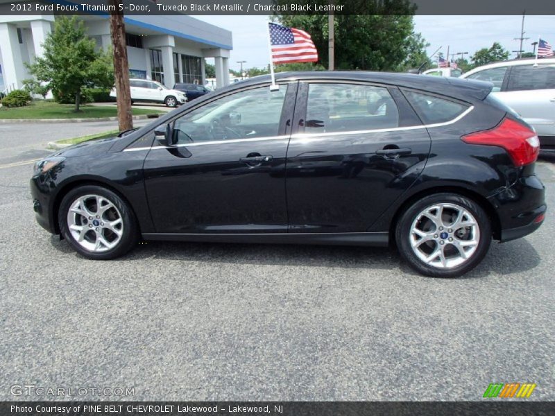 Tuxedo Black Metallic / Charcoal Black Leather 2012 Ford Focus Titanium 5-Door