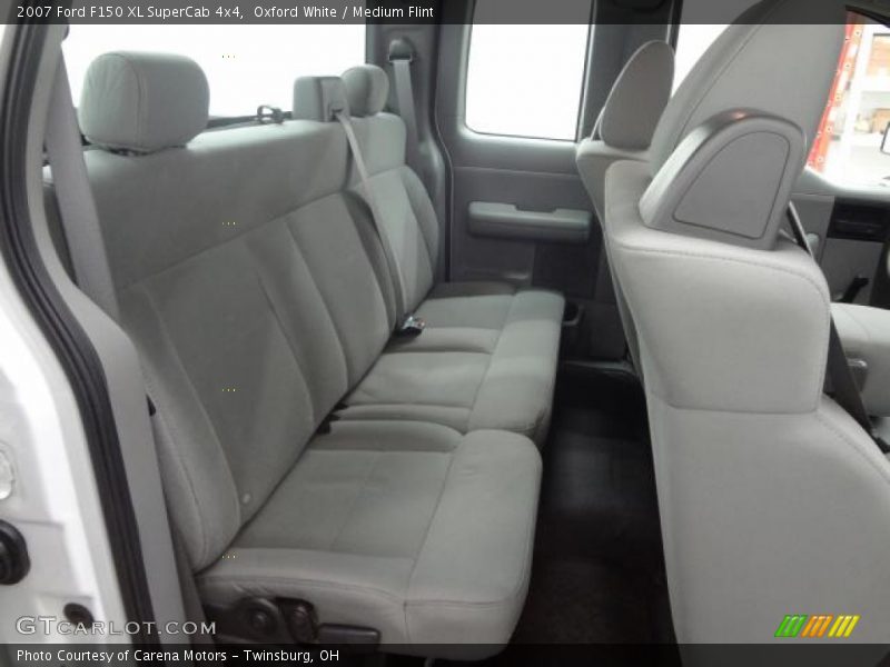 Oxford White / Medium Flint 2007 Ford F150 XL SuperCab 4x4