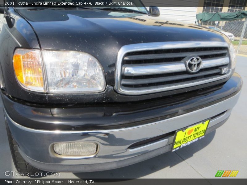 Black / Light Charcoal 2001 Toyota Tundra Limited Extended Cab 4x4