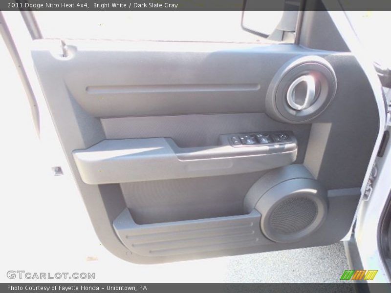 Bright White / Dark Slate Gray 2011 Dodge Nitro Heat 4x4