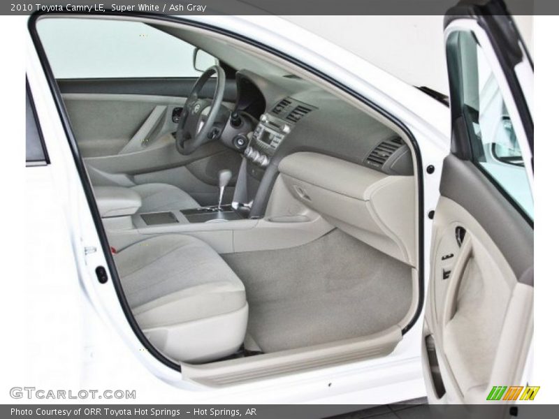 Super White / Ash Gray 2010 Toyota Camry LE