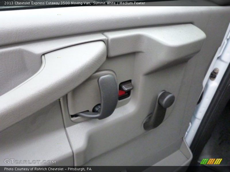 Summit White / Medium Pewter 2013 Chevrolet Express Cutaway 3500 Moving Van