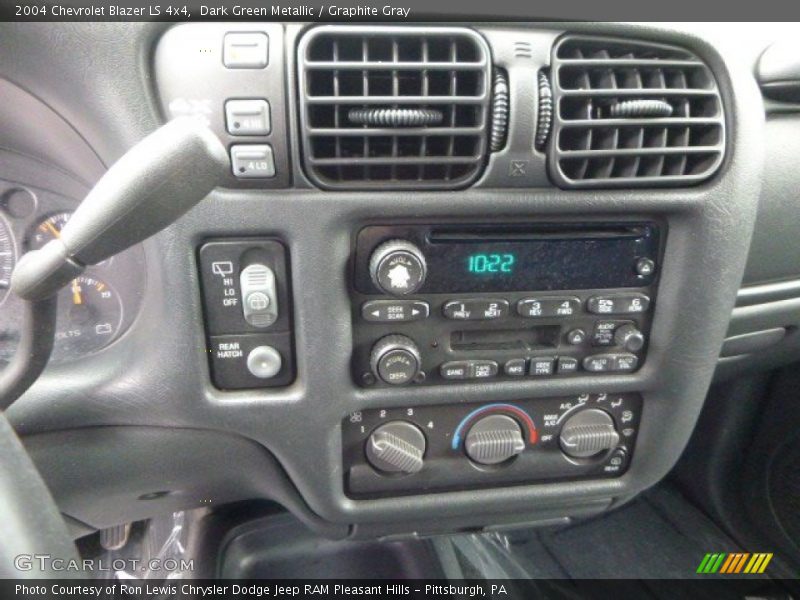 Dark Green Metallic / Graphite Gray 2004 Chevrolet Blazer LS 4x4
