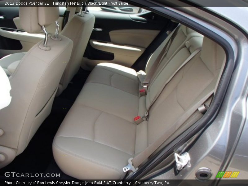 Tungsten Metallic / Black/Light Frost Beige 2013 Dodge Avenger SE