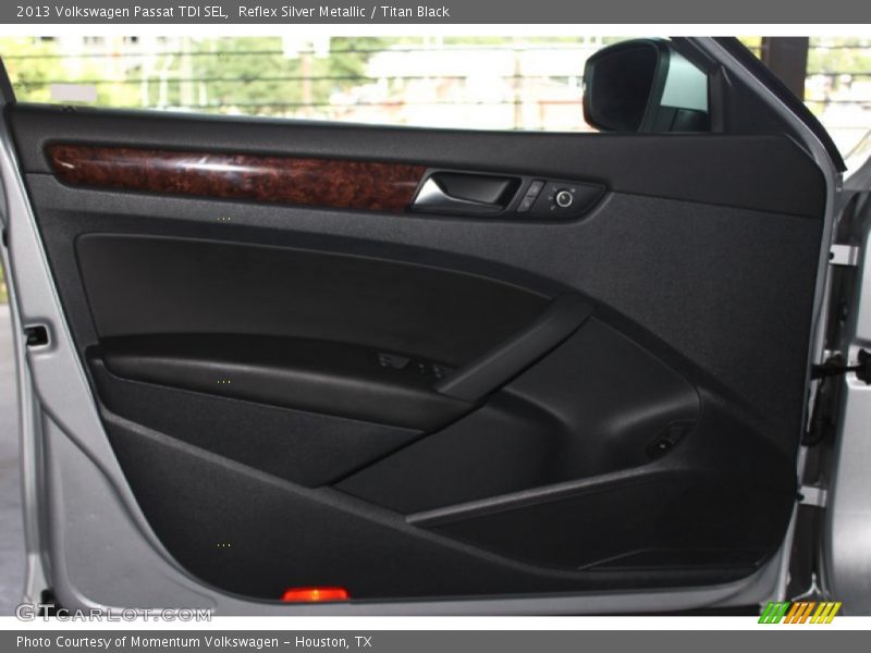 Reflex Silver Metallic / Titan Black 2013 Volkswagen Passat TDI SEL