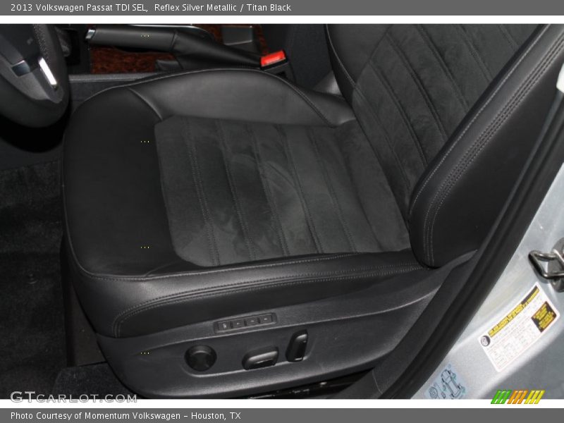 Reflex Silver Metallic / Titan Black 2013 Volkswagen Passat TDI SEL