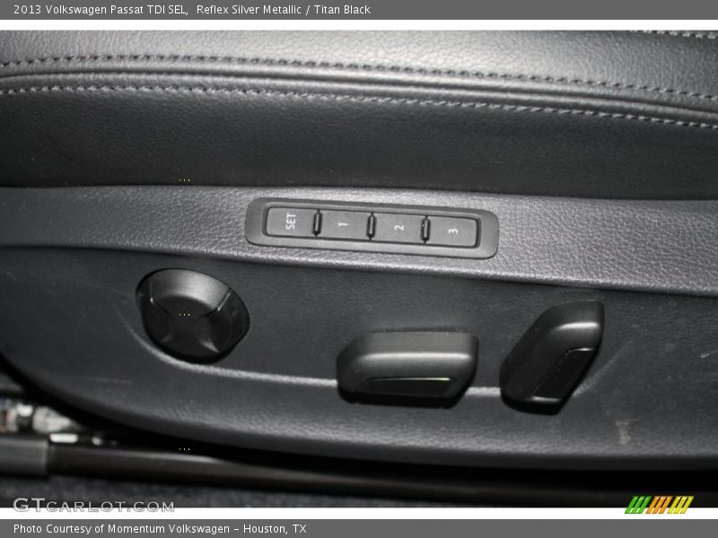 Reflex Silver Metallic / Titan Black 2013 Volkswagen Passat TDI SEL