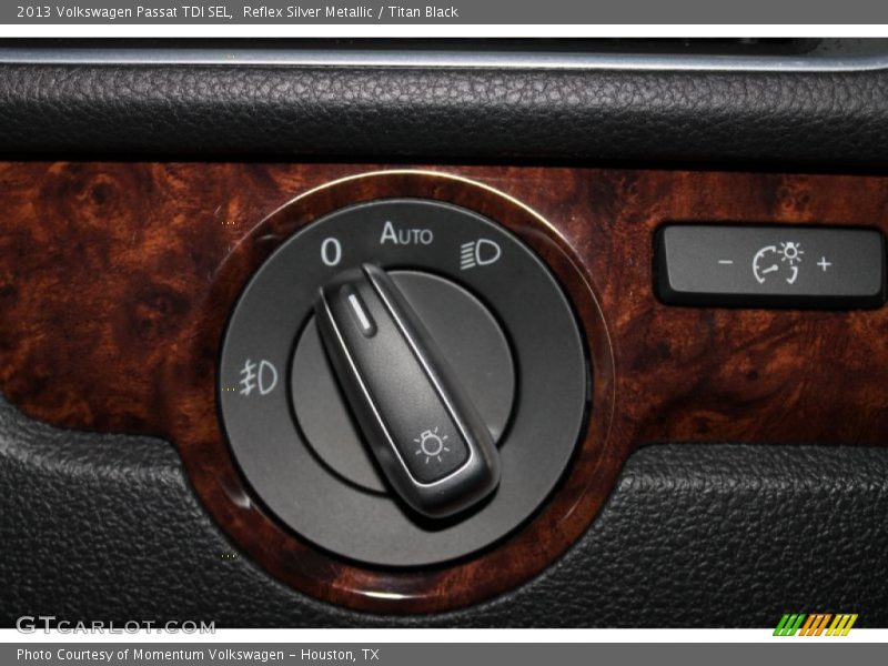 Reflex Silver Metallic / Titan Black 2013 Volkswagen Passat TDI SEL