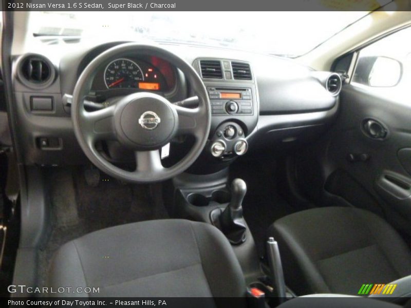 Super Black / Charcoal 2012 Nissan Versa 1.6 S Sedan