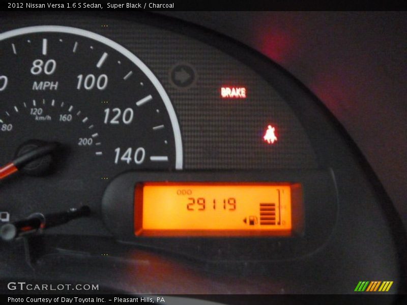 Super Black / Charcoal 2012 Nissan Versa 1.6 S Sedan