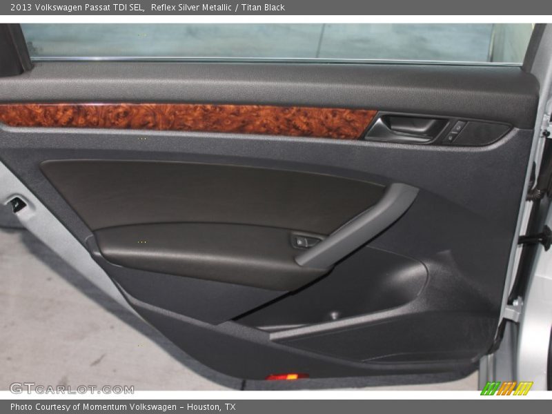 Reflex Silver Metallic / Titan Black 2013 Volkswagen Passat TDI SEL
