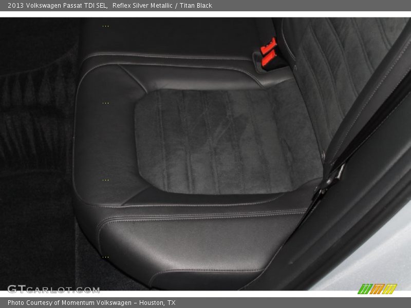 Reflex Silver Metallic / Titan Black 2013 Volkswagen Passat TDI SEL