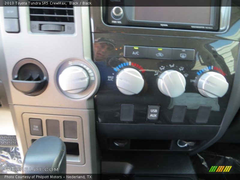 Black / Black 2013 Toyota Tundra SR5 CrewMax