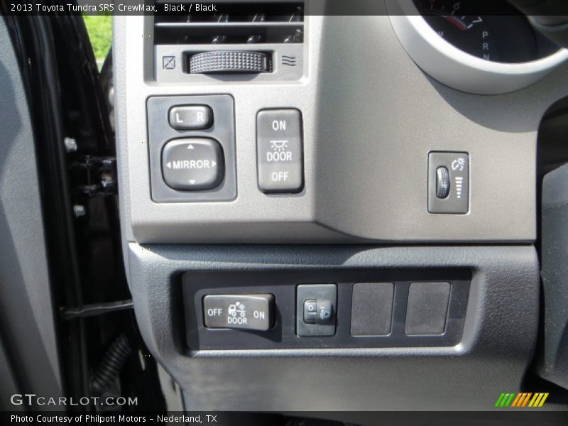 Black / Black 2013 Toyota Tundra SR5 CrewMax