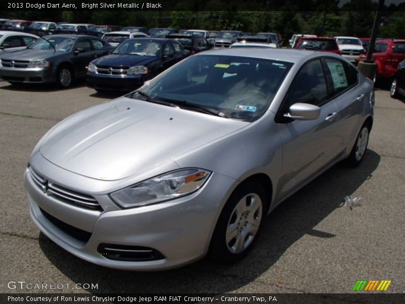 Bright Silver Metallic / Black 2013 Dodge Dart Aero