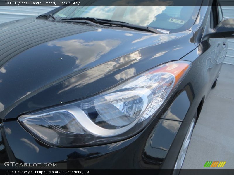 Black / Gray 2013 Hyundai Elantra Limited