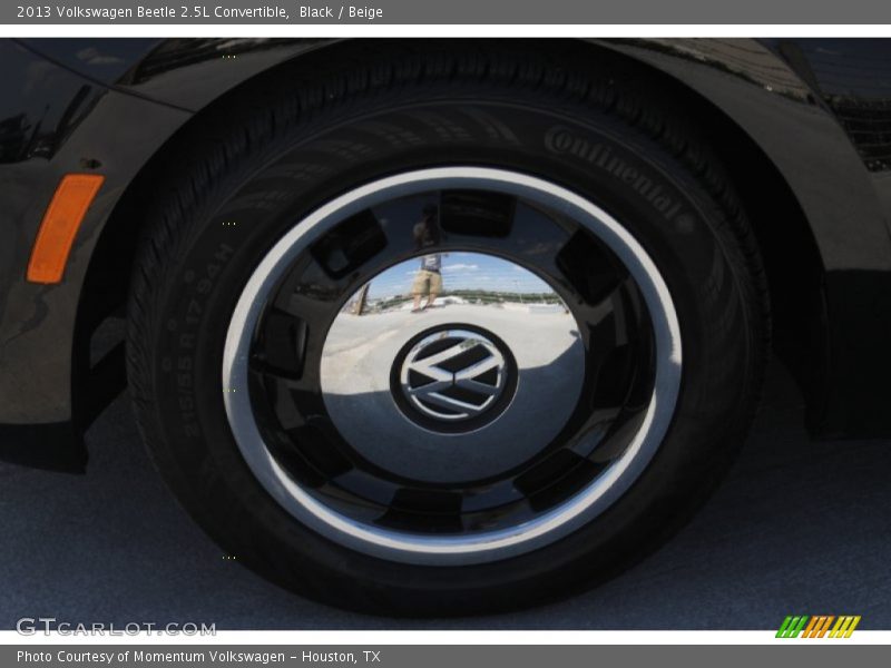 Black / Beige 2013 Volkswagen Beetle 2.5L Convertible