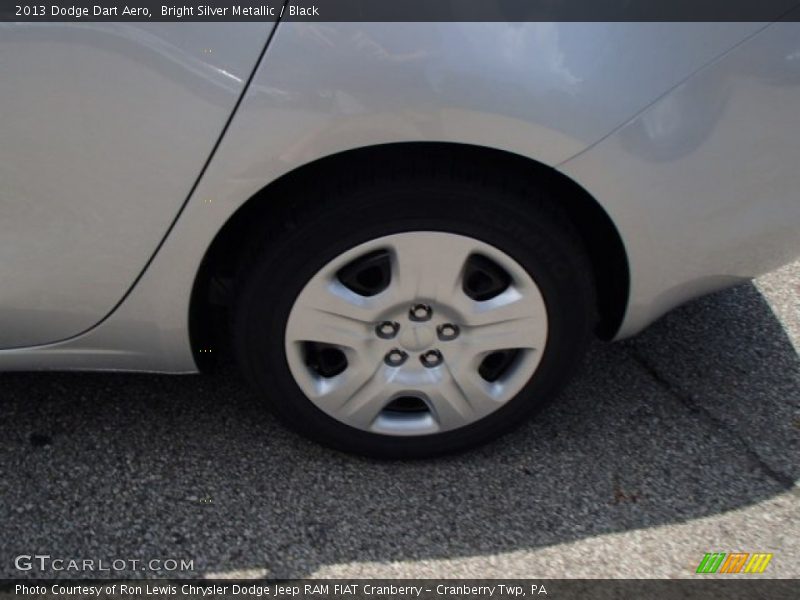 Bright Silver Metallic / Black 2013 Dodge Dart Aero