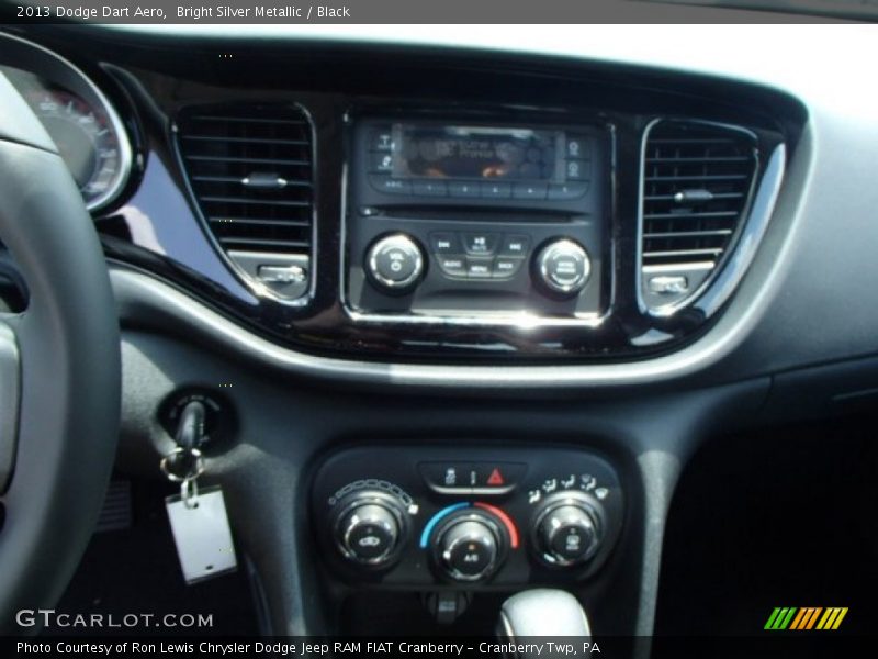 Bright Silver Metallic / Black 2013 Dodge Dart Aero