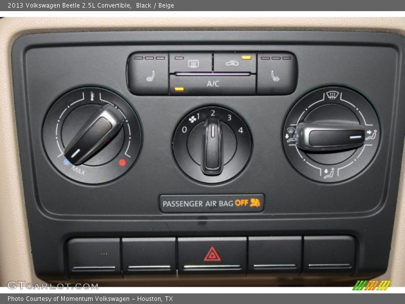 Black / Beige 2013 Volkswagen Beetle 2.5L Convertible