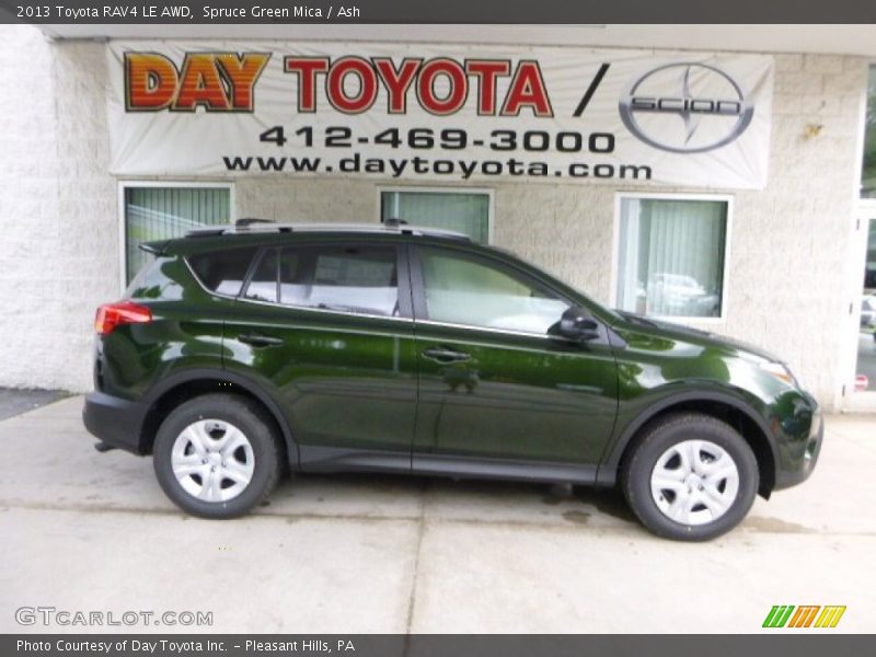Spruce Green Mica / Ash 2013 Toyota RAV4 LE AWD