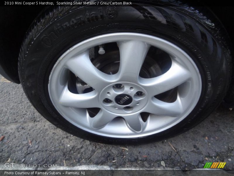Sparkling Silver Metallic / Grey/Carbon Black 2010 Mini Cooper S Hardtop