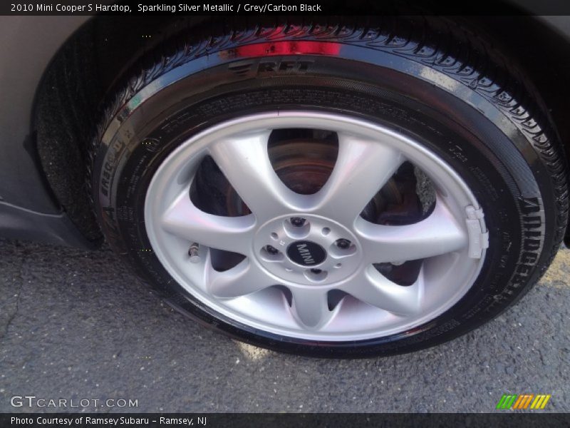 Sparkling Silver Metallic / Grey/Carbon Black 2010 Mini Cooper S Hardtop