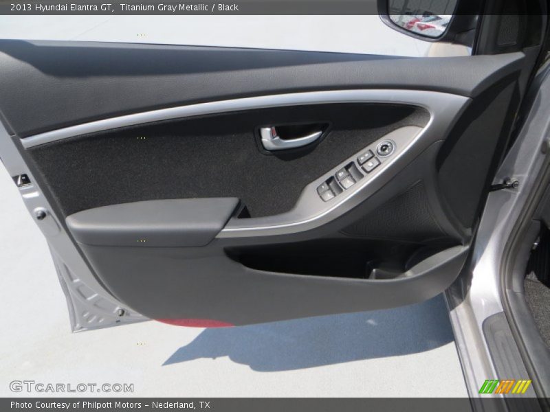 Titanium Gray Metallic / Black 2013 Hyundai Elantra GT